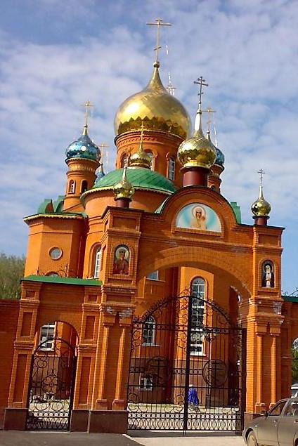 Екатеринбургският храм на серафимите на Саров