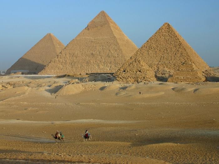 Тайните на пирамидите: популярни хипотези