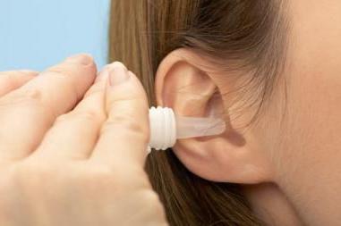 Отит на ухото: лечение вкъщи. Използване на лекарства и народни средства